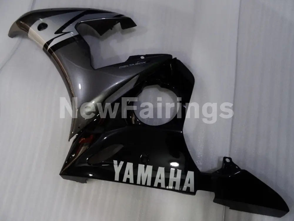 Black and Grey Factory Style YZF R6 05 Fairing Kit Specially Crafted ...