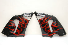 Load image into Gallery viewer, Black and Red Flame - NINJA ZX-6R 05-06 Fairing Kit